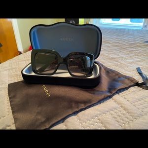 how to authenticate gucci sunglasses